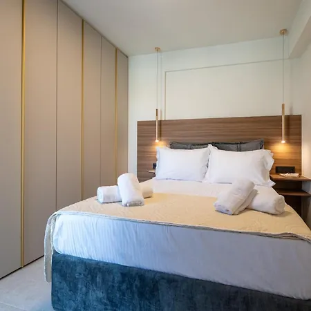 Elaura Luxury Residensces Aether * קלמאטה