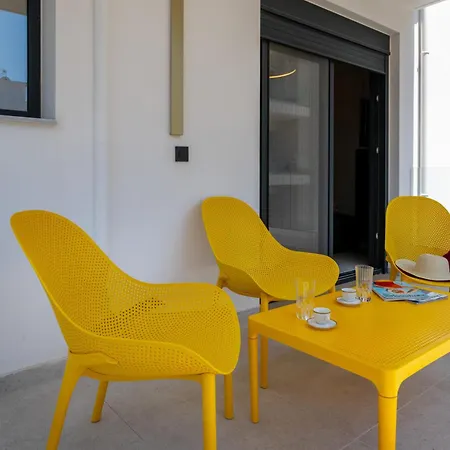 Elaura Luxury Residensces Aether דירה קלמאטה