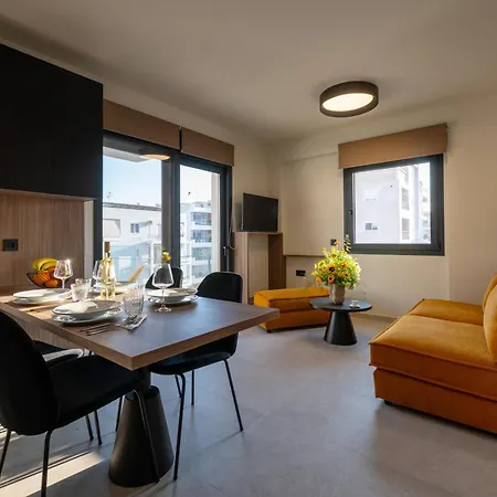 Elaura Luxury Residensces Aether * קלמאטה