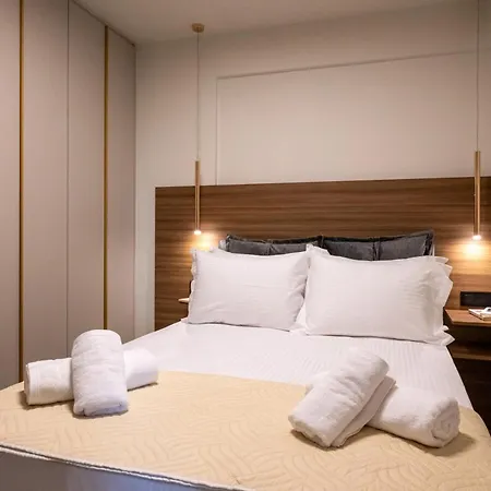 דירה Elaura Luxury Residensces Aether
